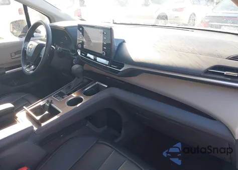 2024 Toyota Sienna Le from USA, damaged, VIN 5TDBSKFC9RS120583